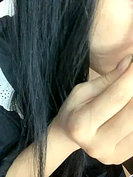 Linhtruong  online show from September 15, 2025, 4:12 am