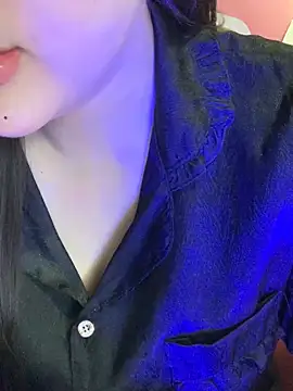 Linhtruong  online show from April 8, 2026, 1:16 am