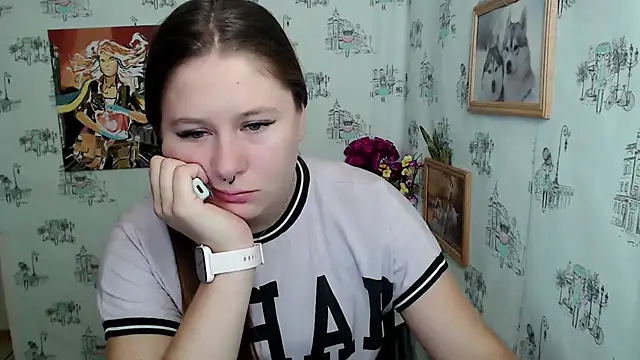 Snapshot of Linda_S_ chatting on September 9, 2025, 10:26 am Linda S  online show from September 9, 2025, 10:26 am