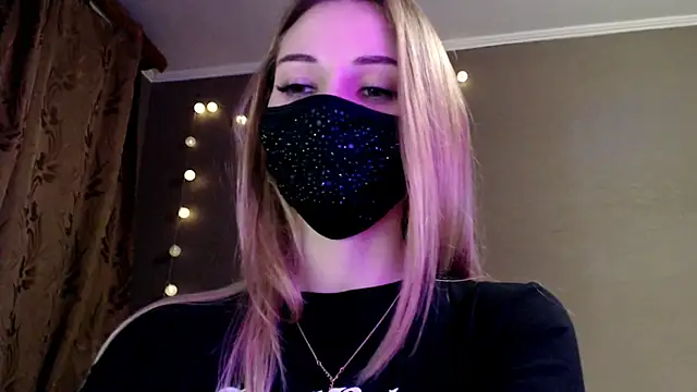 Iris lave online show from February 5, 2026, 6:01 pm