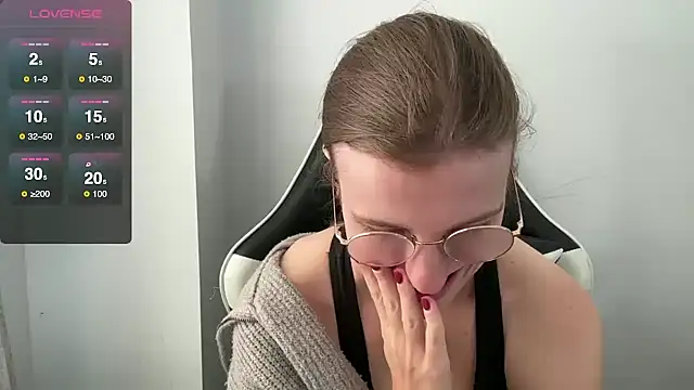 BustyKellyXXX online show from November 25, 2025, 10:26 am