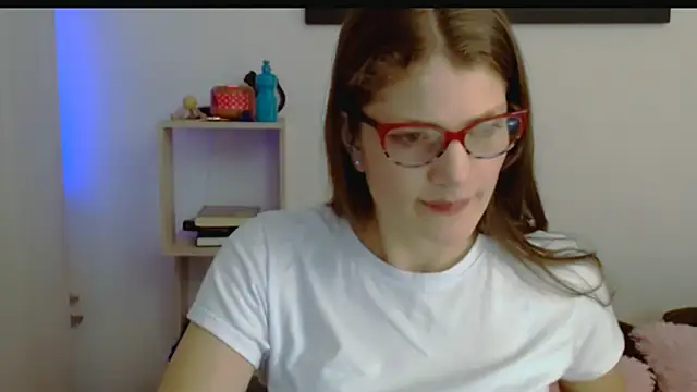 Camila-ventura online show from May 22, 2026, 12:11 pm