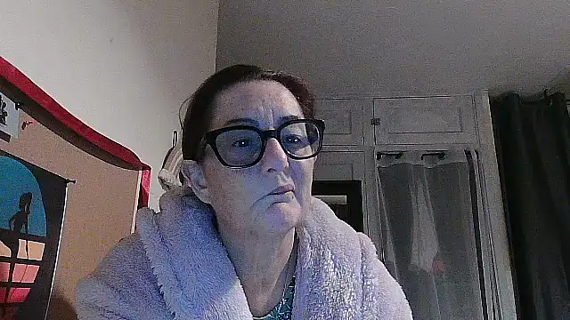 Mistress-Ivy51 online show from November 26, 2025, 7:09 am