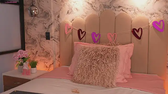 JessicaMason online show from February 24, 2026, 11:03 pm