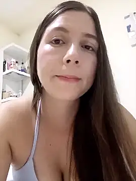 Arianna Moss online show from April 17, 2026, 7:50 pm