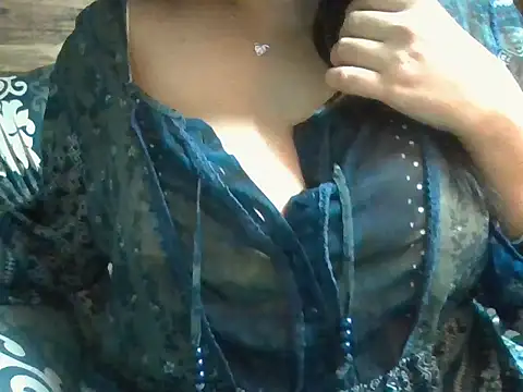 sassylisa online show from May 21, 2026, 9:11 pm
