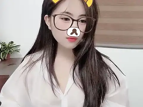 Snapshot of Amelia-babee chatting on September 10, 2025, 10:37 am Amelia-babee online show from September 10, 2025, 10:37 am