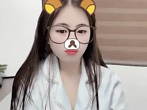 Snapshot of Amelia-babee chatting on September 15, 2025, 11:32 am Amelia-babee online show from September 15, 2025, 11:32 am