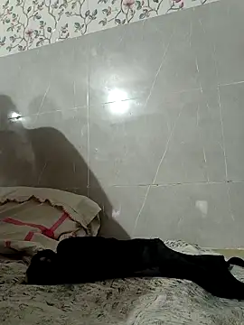 shalubhabhi69 online show from September 19, 2025, 7:25 pm