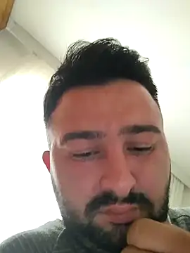 Aliyeni1 online show from November 30, 2025, 1:37 pm