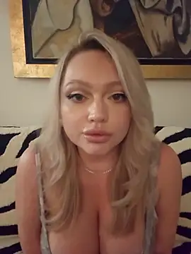 Snapshot of misstitmouseofficial chatting on February 9, 2026, 7:07 pm misstitmouseofficial online show from February 9, 2026, 7:07 pm