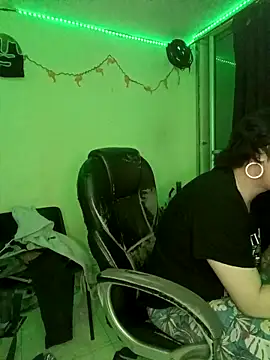 saenzjulieta1 online show from September 19, 2025, 2:35 am