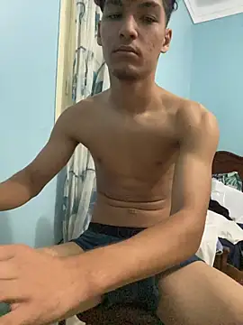 Snapshot of dermino12 chatting on October 8, 2025, 12:47 pm dermino12 online show from October 8, 2025, 12:47 pm