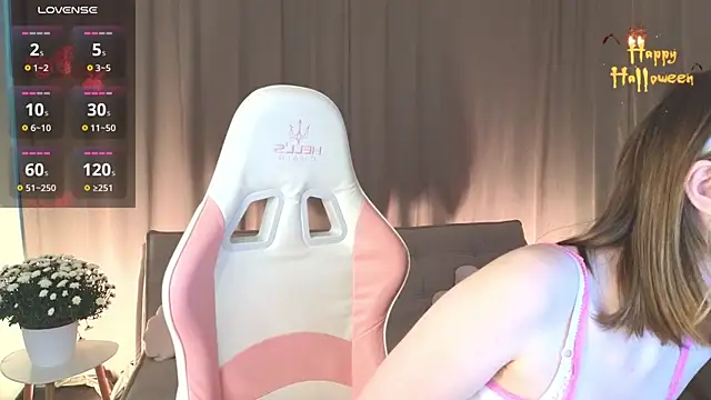 AlexsisFaee online show from November 1, 2025, 9:06 pm