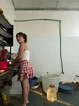 asian 2k online show from May 25, 2026, 10:49 pm