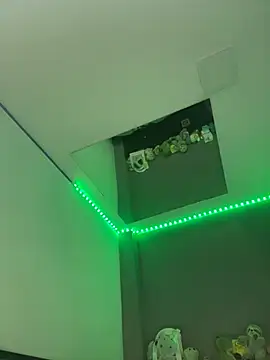 Kailertwink online show from March 31, 2026, 2:24 am