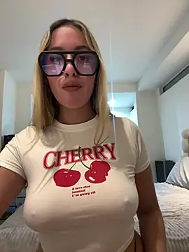 Snapshot of miagarcia250 chatting on April 29, 2026, 2:59 am miagarcia250 online show from April 29, 2026, 2:59 am