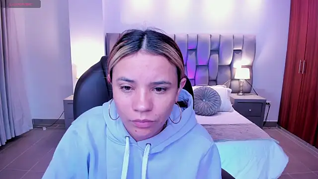 Celestee rain online show from September 14, 2025, 8:35 am