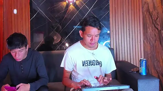 jeremytonner online show from October 6, 2025, 3:48 am