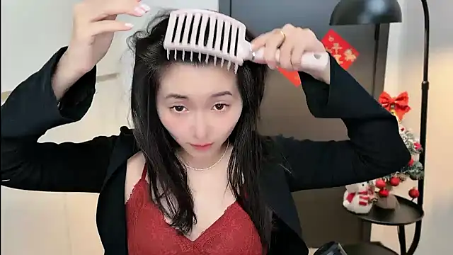 Rosalind xixi online show from February 15, 2026, 10:47 am