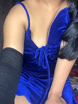 Cute-Samayra online show from May 10, 2026, 5:29 pm