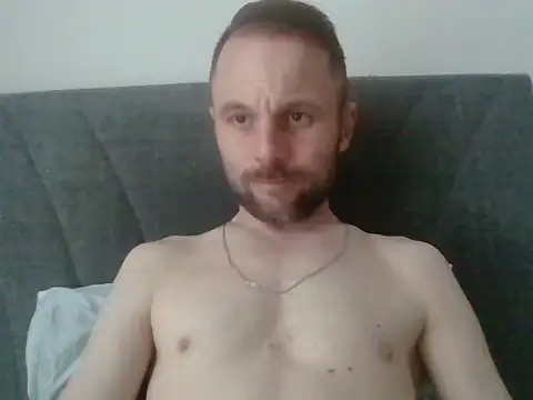 isimsizsikicii online show from April 6, 2026, 3:35 pm