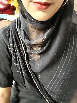 Snapshot of Indian-Aleena chatting on May 25, 2026, 6:14 pm Indian-Aleena online show from May 25, 2026, 6:14 pm