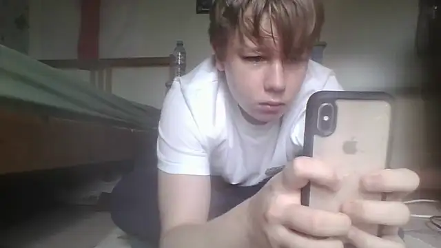 Snapshot of TomasCramp chatting on April 14, 2026, 1:39 pm TomasCramp online show from April 14, 2026, 1:39 pm