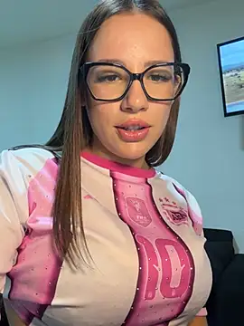 Snapshot of AlessiaaRuso1 chatting on June 24, 2026, 2:10 am AlessiaaRuso1 online show from June 24, 2026, 2:10 am