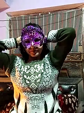 hunk28 6 online show from December 14, 2025, 4:34 pm