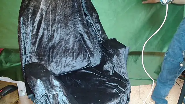 JUSTFORRICH online show from March 7, 2026, 5:43 pm