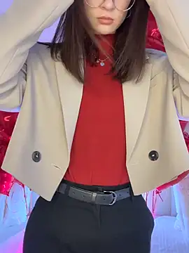 MartaBrent online show from February 16, 2026, 4:47 pm