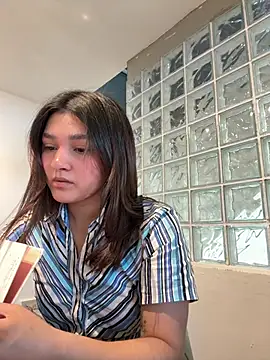 sisylucky online show from May 4, 2026, 3:41 pm