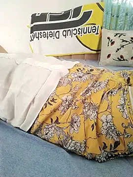 zerdaliii online show from October 7, 2025, 6:54 am