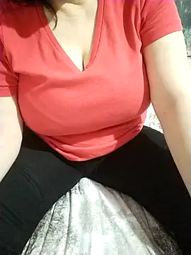 Snapshot of zerdaliii chatting on February 4, 2026, 3:29 pm zerdaliii online show from February 4, 2026, 3:29 pm