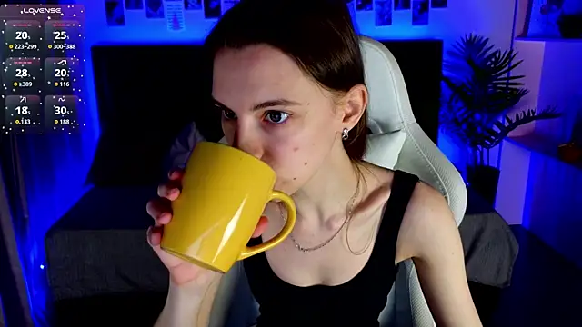 kaleriyaa  online show from November 16, 2025, 1:33 am