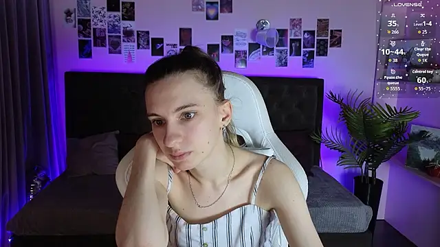 kaleriyaa  online show from February 5, 2026, 1:32 am