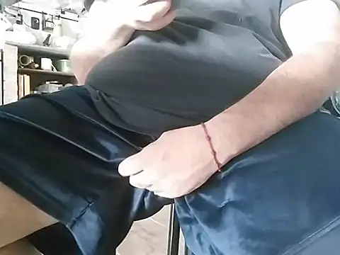 BabyBearMilk online show from March 24, 2026, 5:07 pm