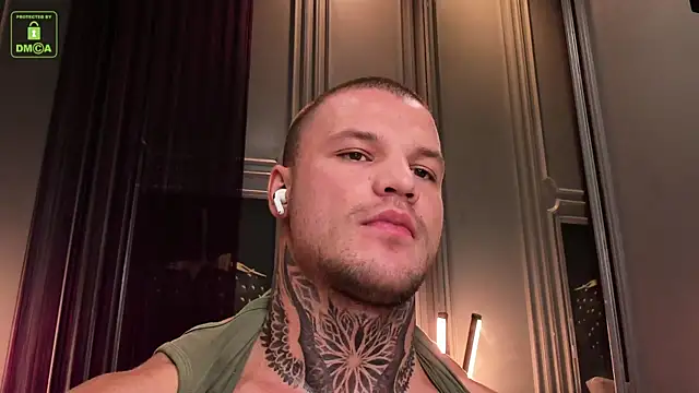 Snapshot of OliverSport chatting on December 23, 2024, 1:35 pm OliverSport online show from December 23, 2024, 1:35 pm