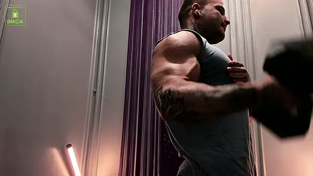 Snapshot of OliverSport chatting on January 26, 2025, 10:45 am OliverSport online show from January 26, 2025, 10:45 am