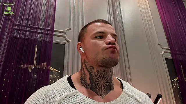 Snapshot of OliverSport chatting on January 28, 2025, 3:14 pm OliverSport online show from January 28, 2025, 3:14 pm