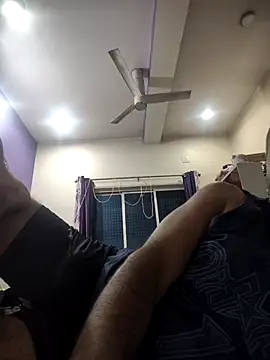 thelastsaintt online show from November 4, 2025, 7:57 pm