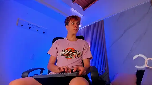 IM DAREN online show from March 13, 2026, 3:35 am