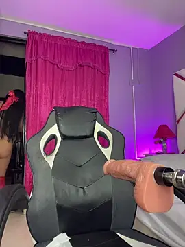 LunaaRosse online show from March 16, 2026, 6:17 am