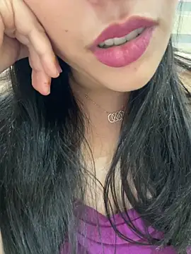 Bold-arabic-vibes online show from February 17, 2026, 8:59 pm