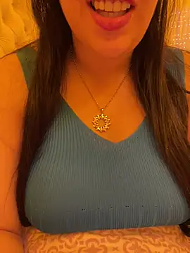 Snapshot of Bold-arabic-vibes chatting on May 6, 2026, 4:45 pm Bold-arabic-vibes online show from May 6, 2026, 4:45 pm