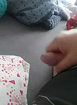 nikfu274 online show from September 28, 2025, 6:41 am