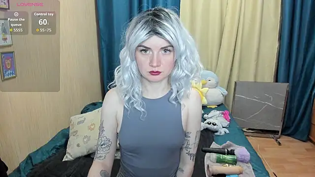 Dia Angel online show from November 4, 2025, 6:40 pm