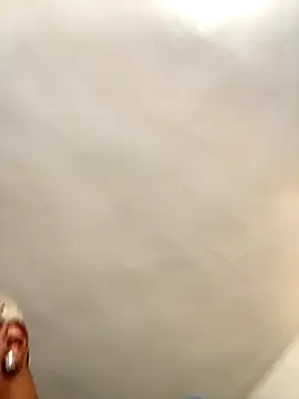 Snapshot of lathadon chatting on October 16, 2025, 5:47 pm lathadon online show from October 16, 2025, 5:47 pm