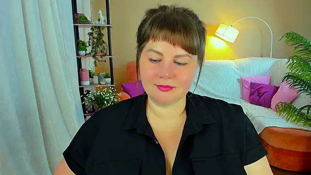 Snapshot of CrystaalStaar chatting on October 10, 2025, 7:13 pm CrystaalStaar online show from October 10, 2025, 7:13 pm
